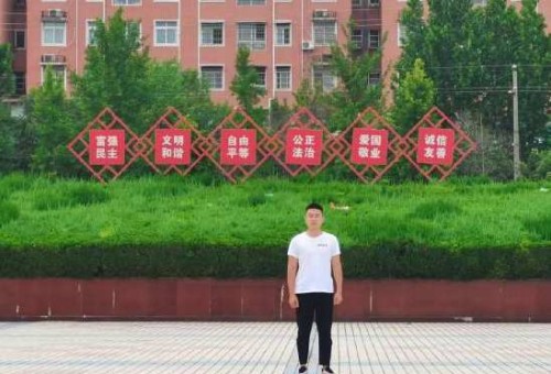 ļֵ  ˮˮѧ°굳ʷкɫ