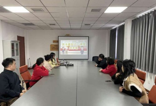 花园路街道通信花园社区“法律明白人”工作开展情况