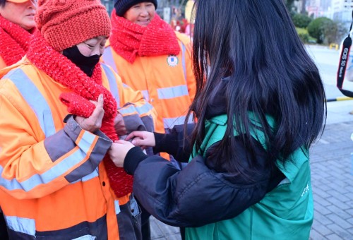 ͬ֯һ��ů����֣�ݡ����ܡ�����֯Ů�š���ѩ��ͬ������ů���¶�